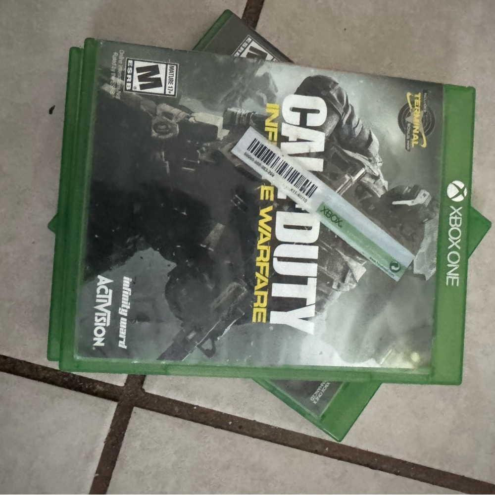 Xbox One Green Game Case with Call of Duty Disc